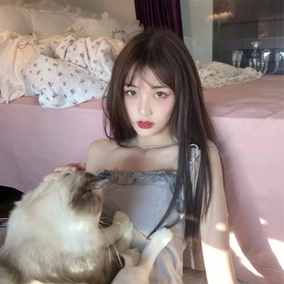 月球裸露海报